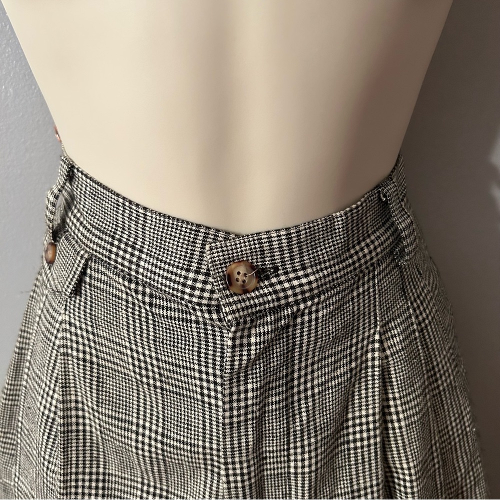 Vintage Rafaella plaid Shorts - Picture 4 of 6